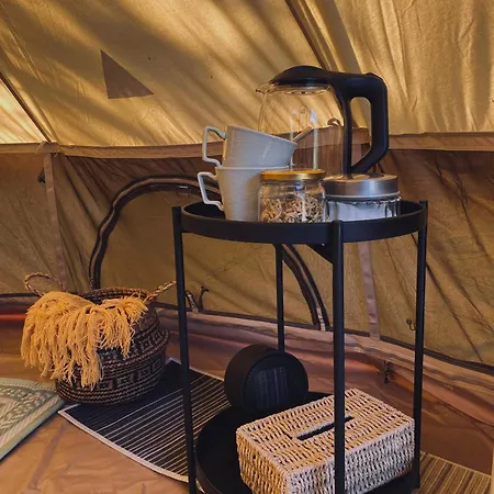 Tikavaelja Glamping ラグジュアリーテント *