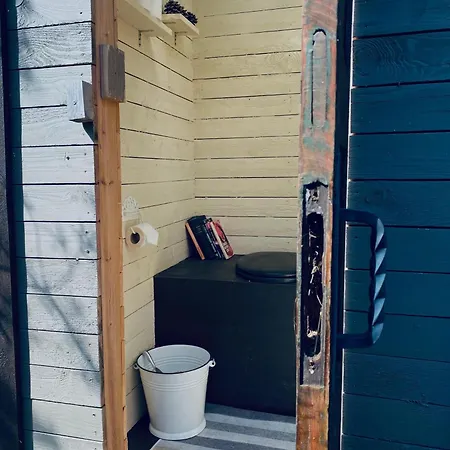 Tikavaelja Glamping *